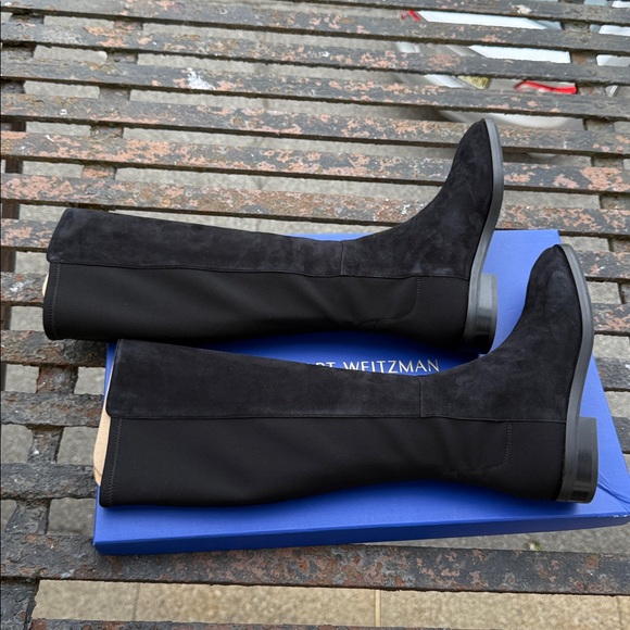 Stuart Weitzman City Greer Boot - Picture 16 of 16